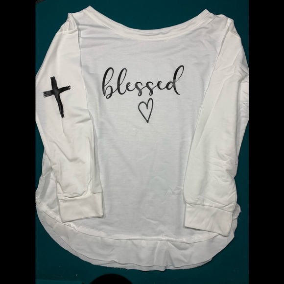 Off the shoulder shirt - Picture 1 of 4